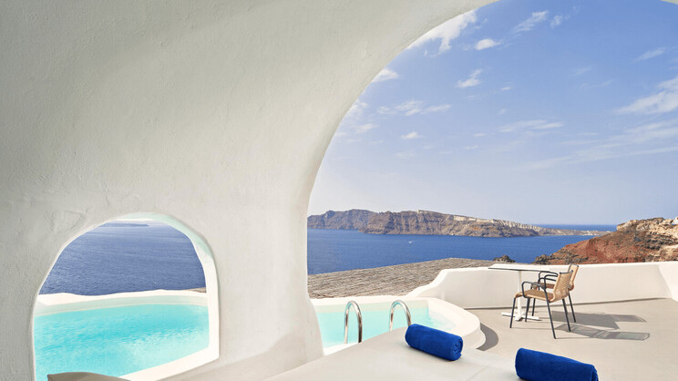 Master Suite with Plunge Pool